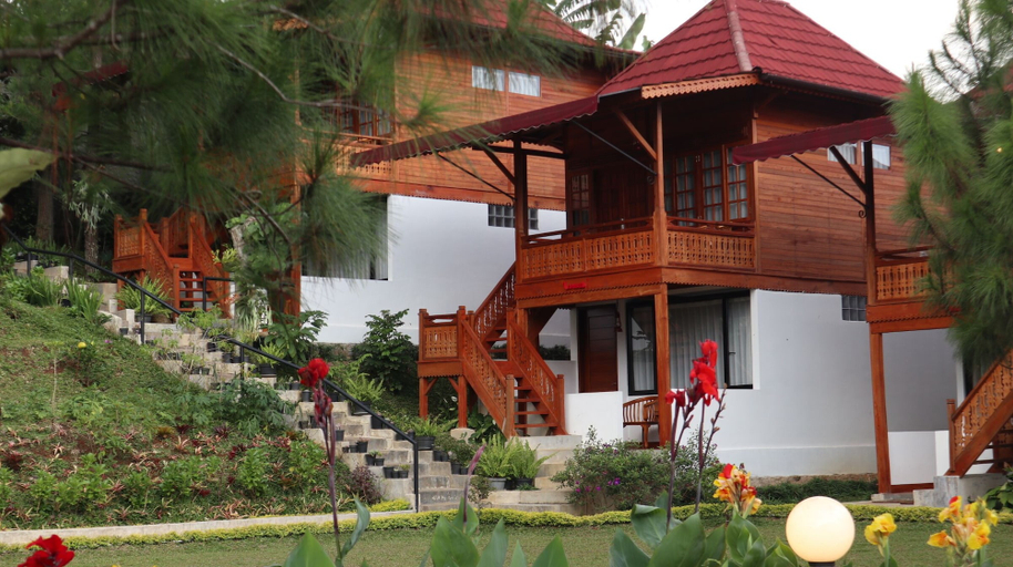 Exterior 4, Villa Kampung Santri, Bandung