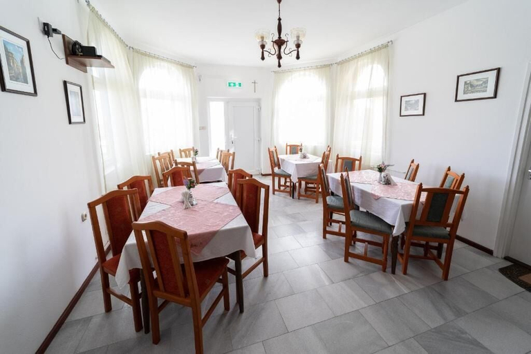 Food & Drinks 4, VILLA LOTUS PANZIÓ, Nagykanizsai/Zalakaros
