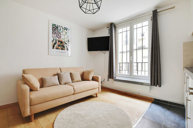Living area 3, Modern Apartment - 1br/4p - Place de la Nation, Paris