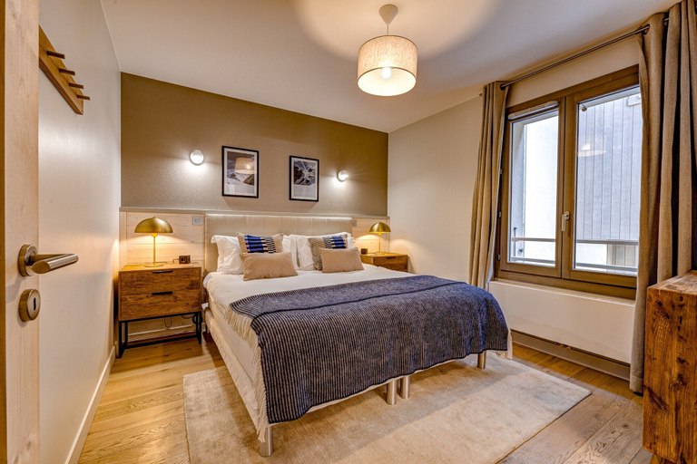 Room 4, Chic Apartment With Balcony Near Chamonix Centre, Haute-Savoie