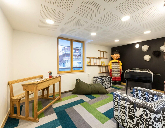 Game room, Apartment in Les Deux Alpes Near Ski Lifts, Isère