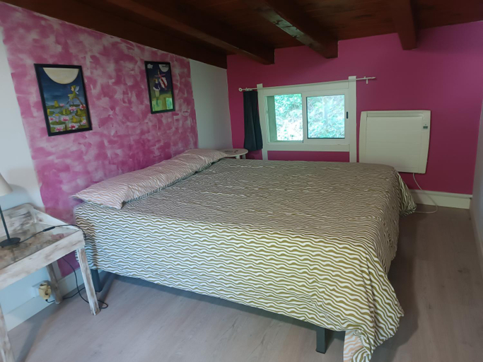 Bedroom 2, Albergue Casa Txakainlo, Navarra
