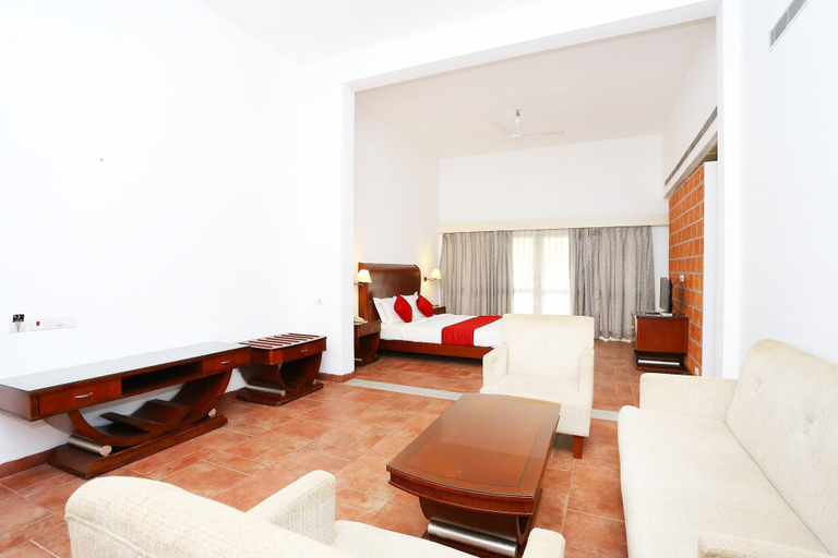 Room 3, Super Townhouse Island Inn, Ernakulam