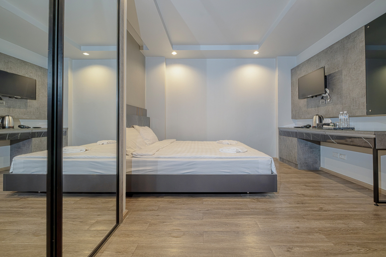 Bedroom 4, Karisma95, Khan Na Yao