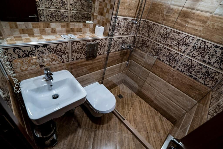Bathroom 4, Hotel Baikal - All Inclusive, Nesebar