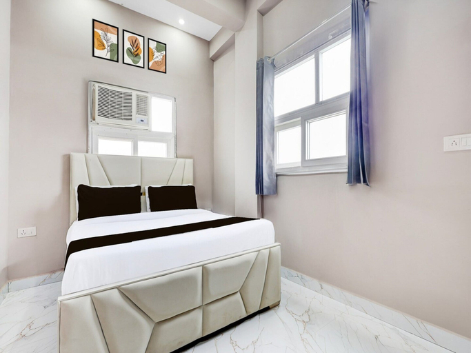Room 2, Classic Sec-33 Flagship, Gurgaon