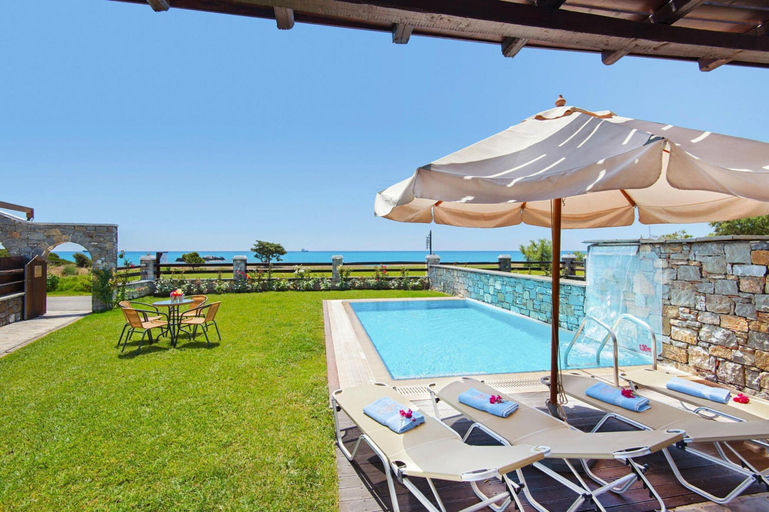 Pool 4, Holiday Home in Kiotari With a Swimming Pool, South Aegean
