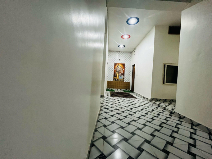 Reception 5, Hotel O Bhuteshwar Mahadev Temple, Mathura