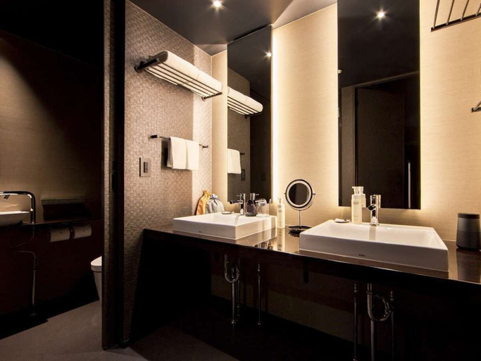 Bathroom 5, PROSTYLE Ryokan Yokohama Bashamichi, Yokohama