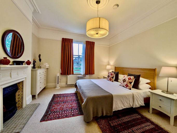 Room 3, Stunning Family Home in Tulse Hill, London