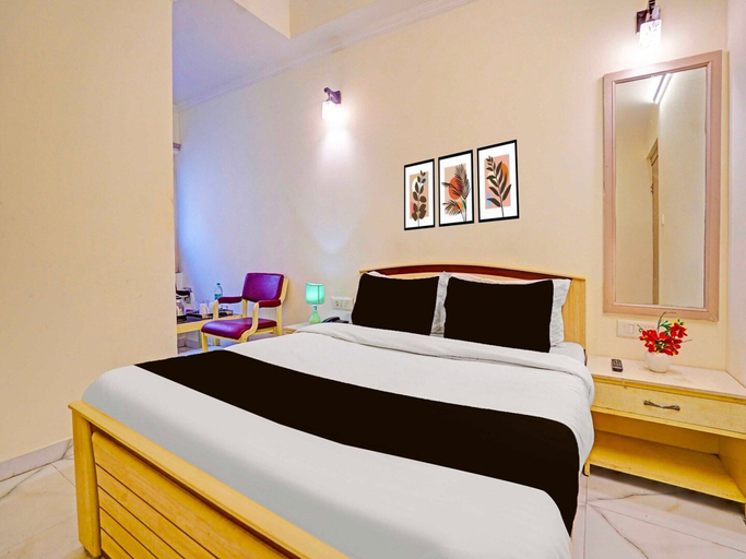 Room 5, Townhouse Nirman Nagar Mansarovar, Jaipur