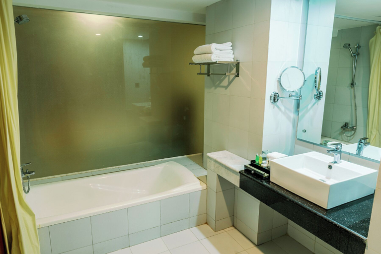 Bathroom 5, Best Western Heritage, Cox's Bazar