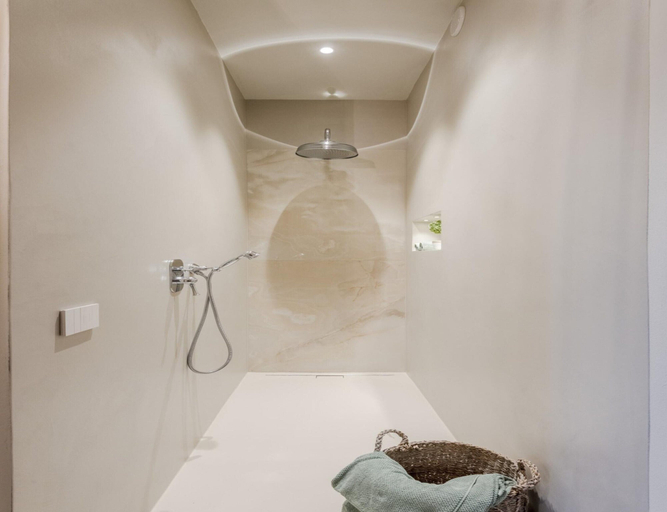 Bathroom 4, Farmhouse in Tuscany With Infinity Pool, Lucca