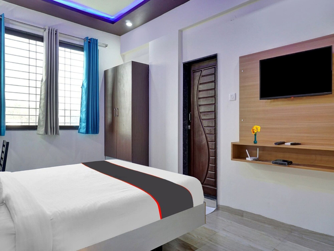 Room 2, Collection O Eon Inn Near Pune Airport, Pune