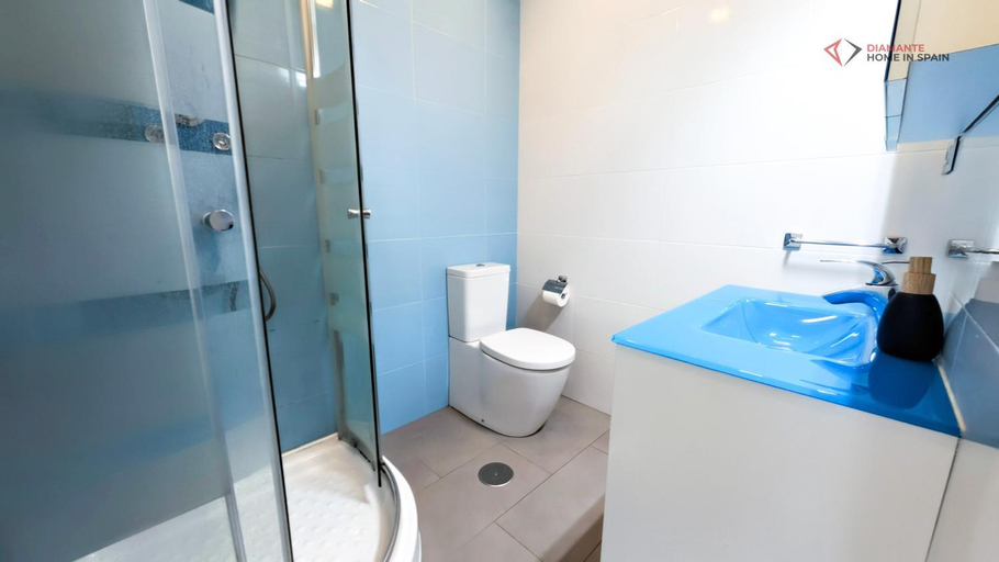 Bathroom 3, Diamante Home in Spain - BenalBeach Apartments, Málaga