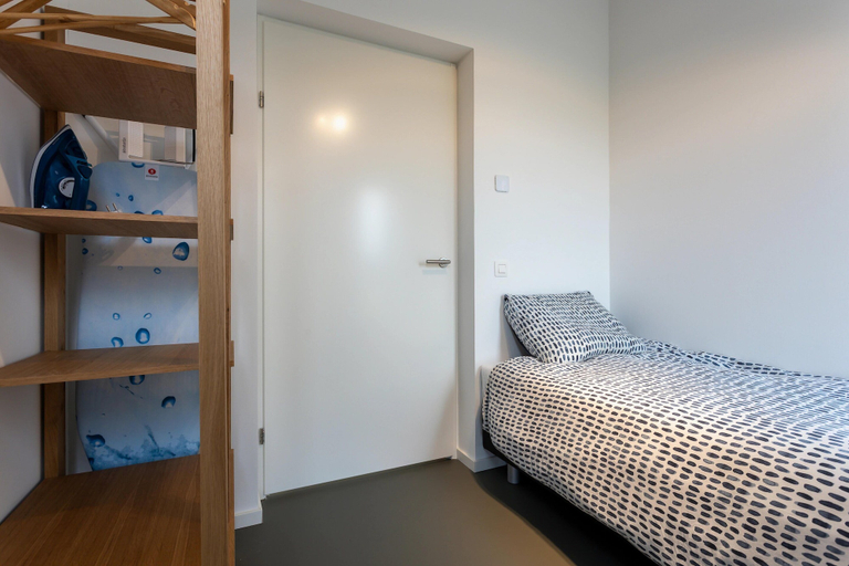 Room 2, Lovely House in Nature, Noord-Beveland