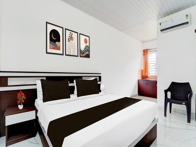 Room 4, Super Hotel O North Kalamassery, Ernakulam