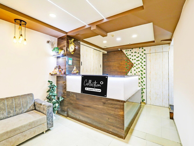 Reception 5, Collection O Palampur Surat, Surat