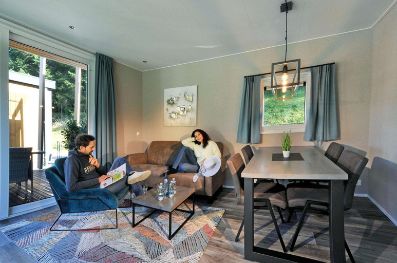 Living room 4, Chalet in the Seeblick Campsite in Kramsach, Kufstein