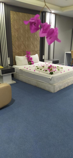 Others 2, kardelen otel, Merkez
