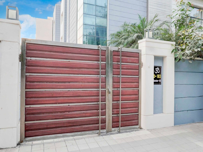 Reception 4, Collection O Sector 51 Noida, Gautam Buddha Nagar