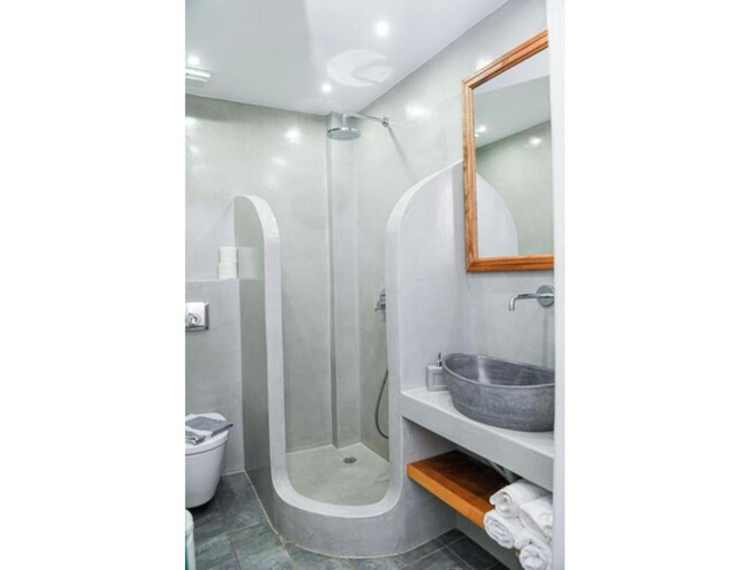 Bathroom 3, Kafieris Blue, South Aegean