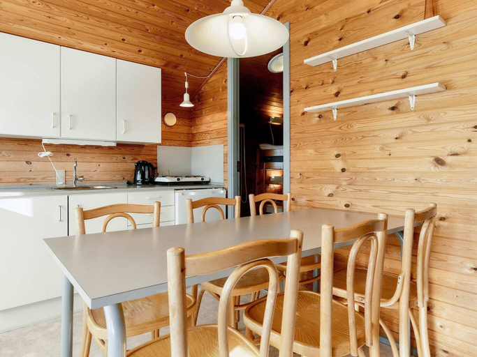 Interior 5, Sunny Cabin in Camping Resort, Hjørring