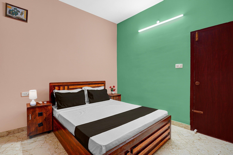 Room 5, Classic GM Comdorts, Bangalore