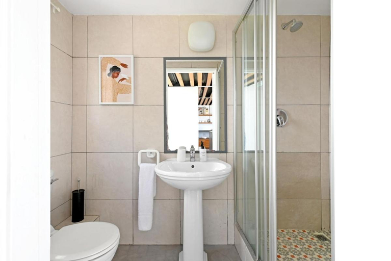 Others 2, Spacious 3 Bedroom Home Green Point, City of Cape Town