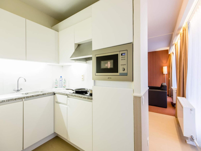 Private kitchen 3, Modern Apartment in Antwerp With Terrace, Antwerpen