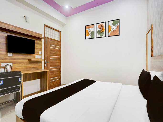 Room 4, Collection O Sector 4 Gurgaon, Gurgaon