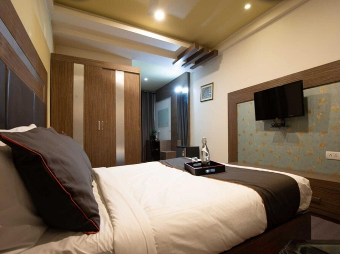 Room 2, Collection O Aluva Kinfra Hi-tech Park, Ernakulam