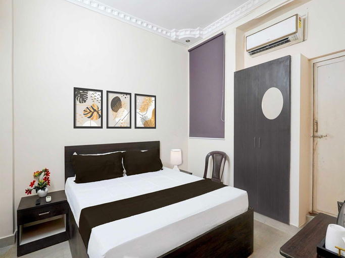 Room 4, Collection O Janappanchatram, Thiruvallur