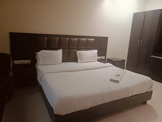 Room 5, Pragati Near Vijay Chowk Gorakhpur, Gorakhpur