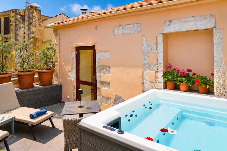 Sport & Beauty, Venetian Palace Chania, Crete