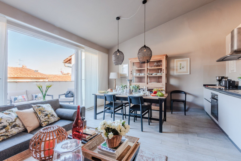 Living room 3, Apartment in Lucca Near Torre Delle Ore, Lucca