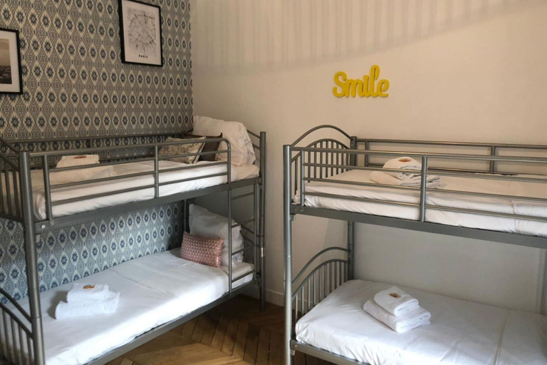 Bedroom 3, Family Apartment - 3br/10p - Passy / Eiffel Tower, Paris