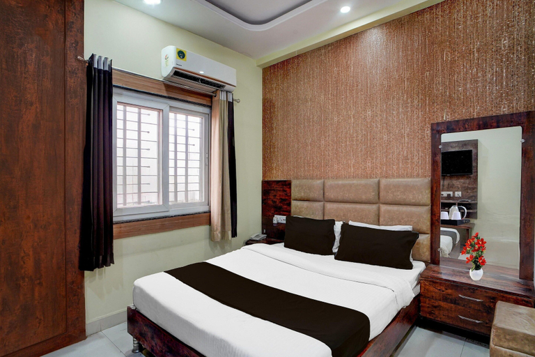 Room 2, Classic Hotel Koshalya Mohan, Jabalpur