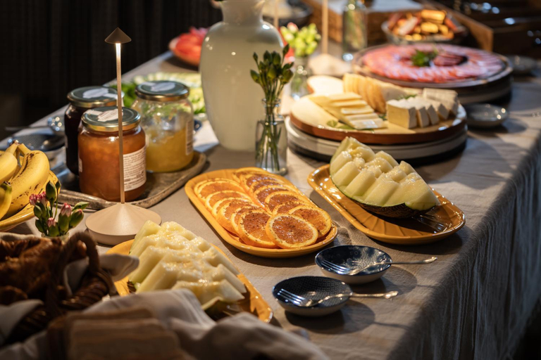Food & Drinks