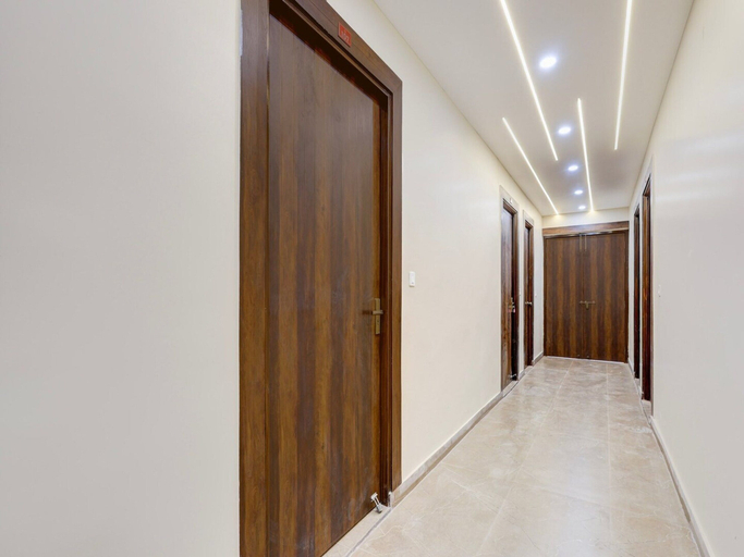 Interior 5, Hotel O Pari Chowk Metro Station, Gautam Buddha Nagar