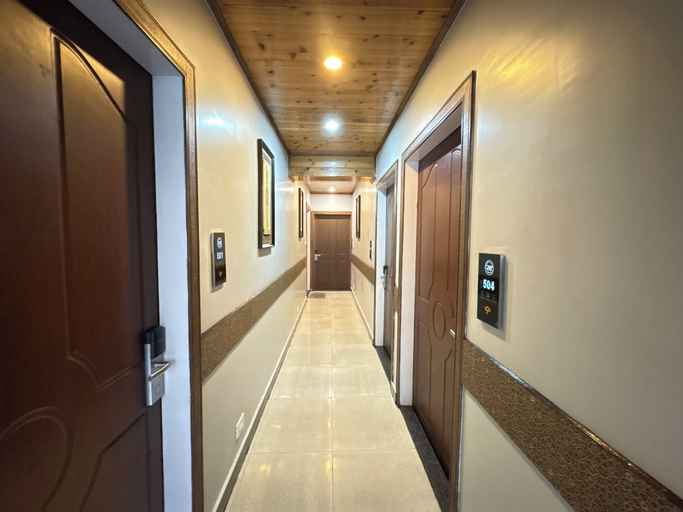 Interior 4, Pushparaj Near New Marine Drive Rd, Puri