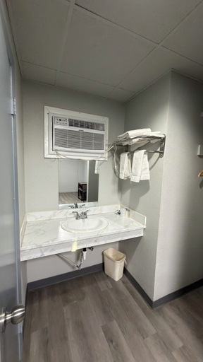 Bathroom 3, JAL COUNTRY INN, Lea