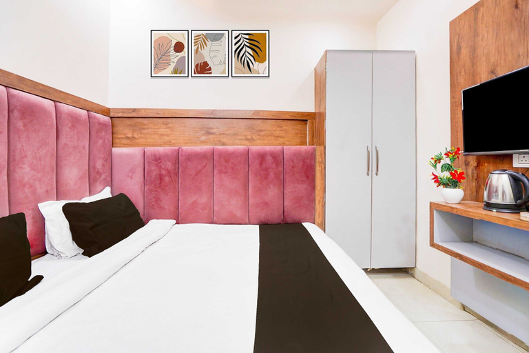 Room 2, Collection O Govardhan, Mathura