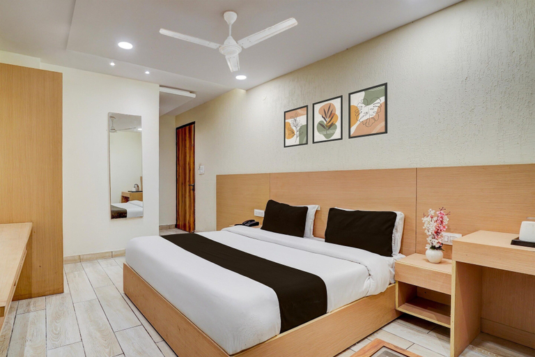 Room 3, Super Collection O Dehradun Central, Dehradun