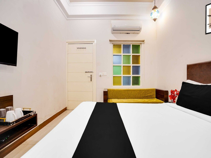 Room 2, Hotel O Mansarovar Near Metro Station, Jaipur