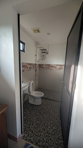 Bathroom 4, Aloha Seaside  Resort, San Juan