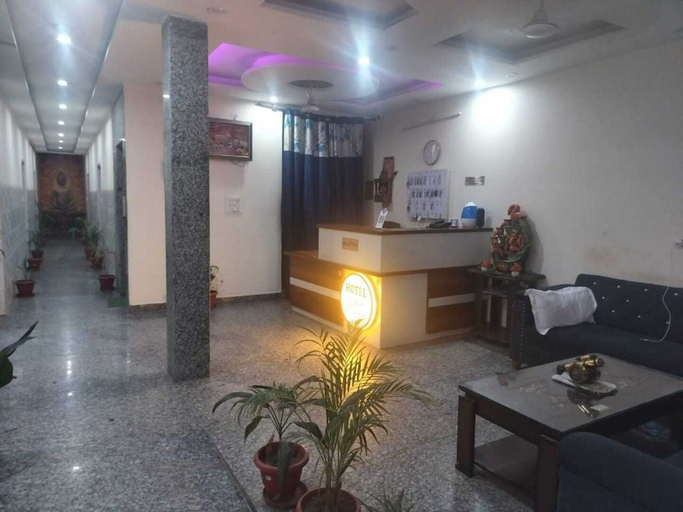 Reception 2, Hotel O Sector 52 Chandigarh Formerly Hari Residency, Chandigarh