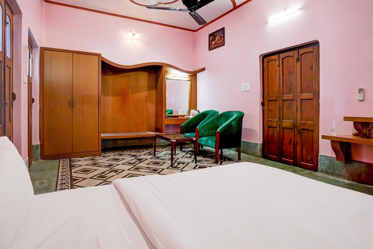 Room 2, Palette Heritage Scindia Ghat, Varanasi
