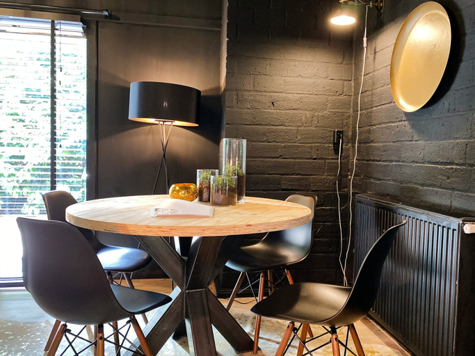 Living room 5, Lush Holiday Home in Rheezerveen With Hot Tub, Hardenberg