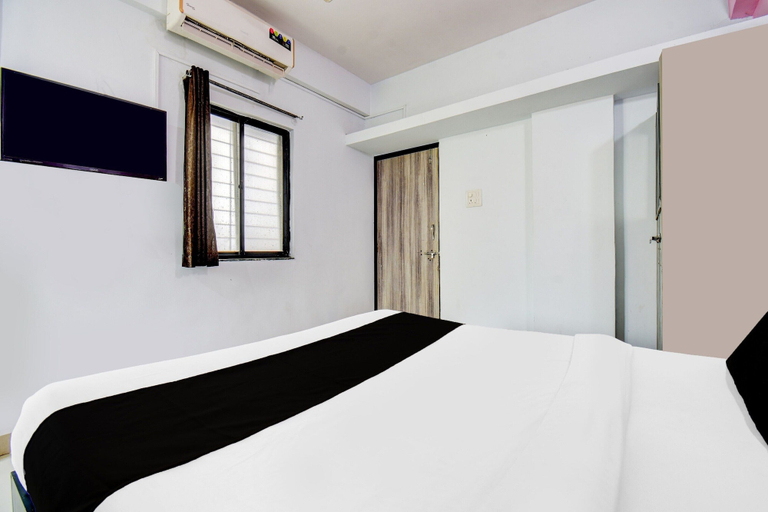 Room 3, Hotel Western Avenue Pune Formerly Happy, Pune